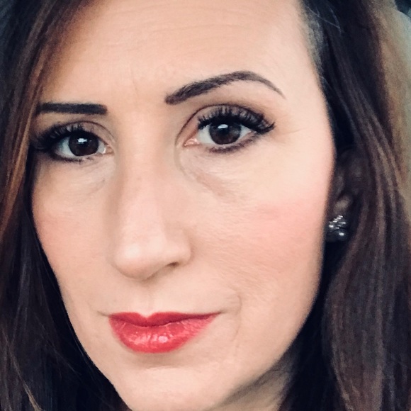 Meet your Posher, Roxanne - Picture 1 of 1